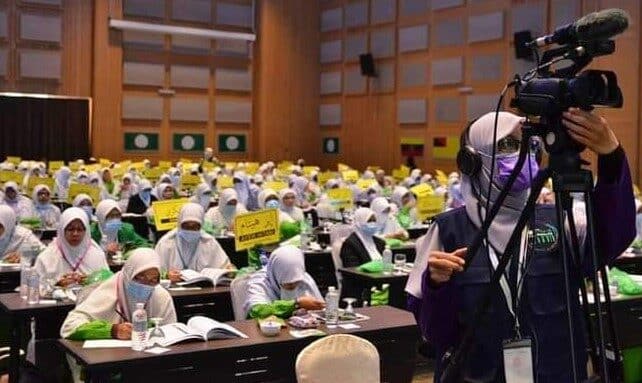 Muslimat Pas - The Malaysia Life