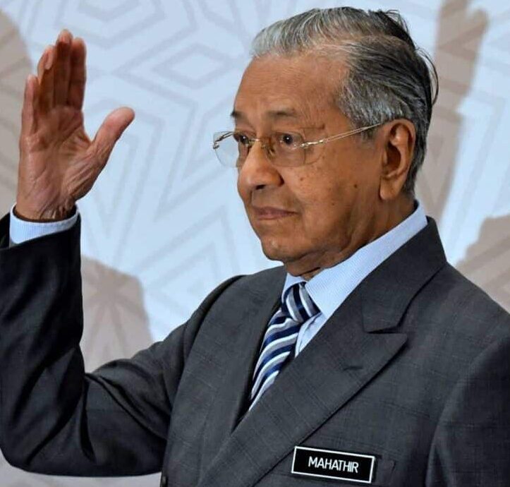 “Tanah di Langkawi tu saya bayar, bukan free” – Mahathir