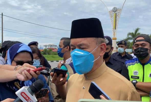 41607144096_AnnuarZainikrisis - The Malaysia Life