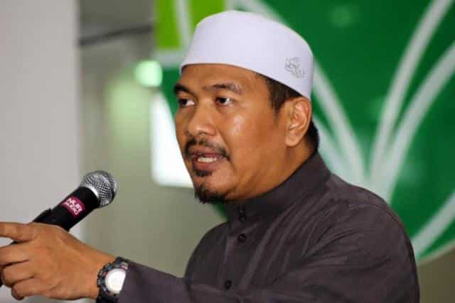 ustaz-dusuki-01 - The Malaysia Life