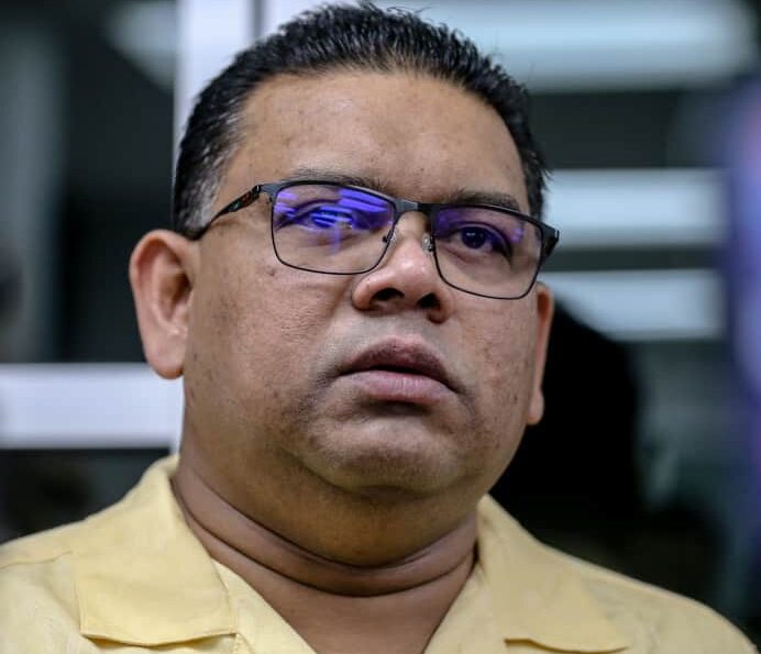 Terkini : Lokman Adam ditangkap Polis Terkini : Lokman Adam ditangkap Polis