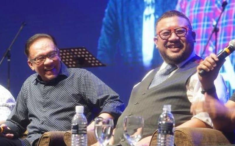anwar-ibrahim-Afdlin-Shauki-fb-030521-1 - The Malaysia Life