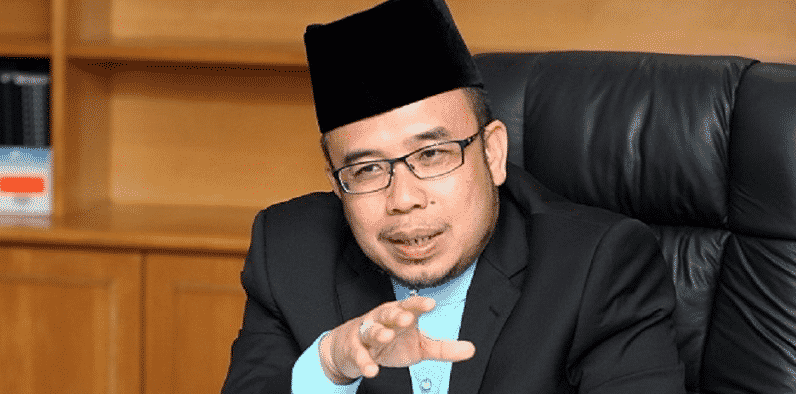 Ciapan Twitter : Mufti Perlis perli Siti Nurhaliza?