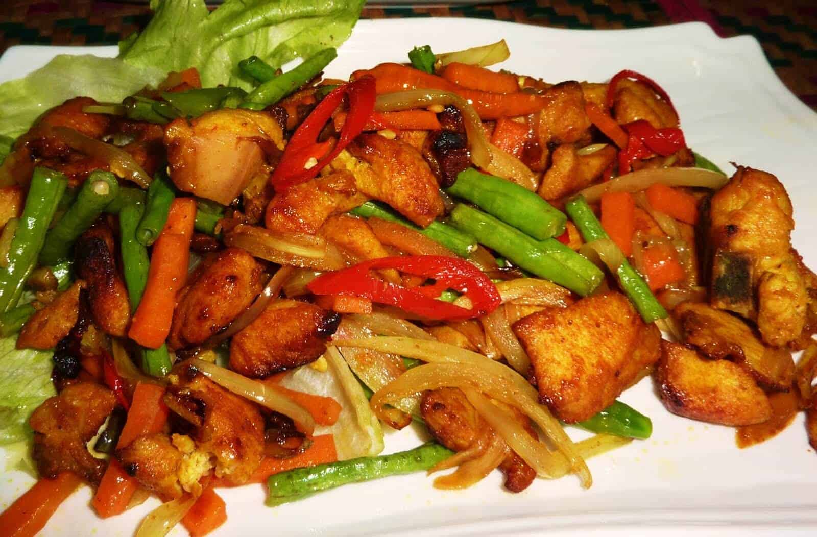 Ayam-Goreng-Kunyit - The Malaysia Life